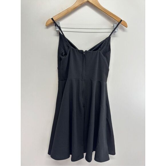 B DARLIN Dress Size 9/10 Black Stretch Cut Out Zippered Adjustable Straps - Picture 6 of 7